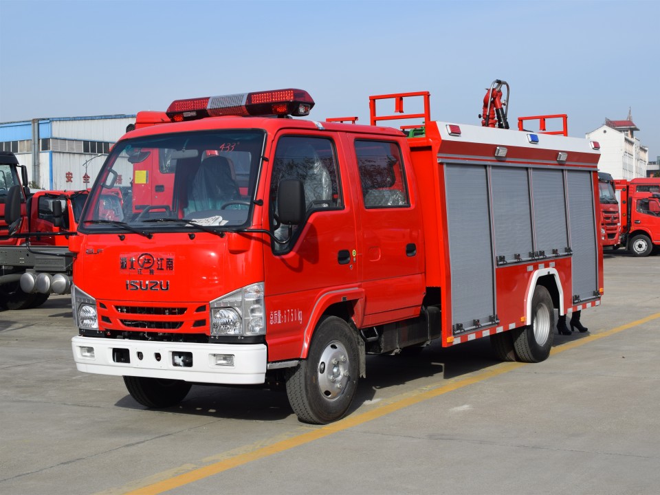 600P慶鈴泡沫消防車(chē)（2.5噸）