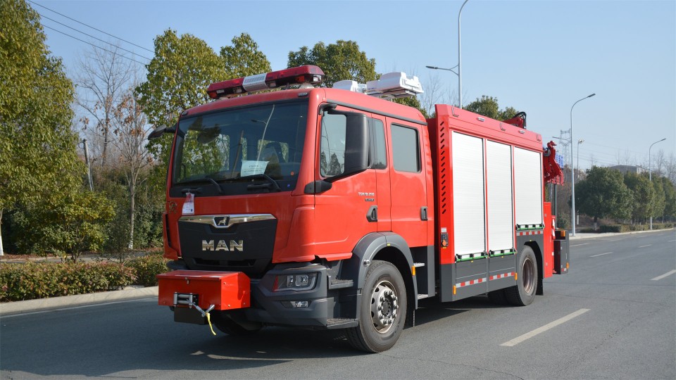 MAN化學(xué)事故搶險(xiǎn)救援消防車